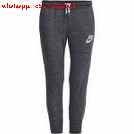 jogging nike gris intersport